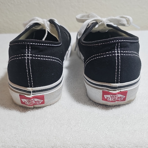Vans Unisex  Black Canvas Sneakers with White Accents Size 7.5 Men 9 Womens EUC - Picture 2 of 8
